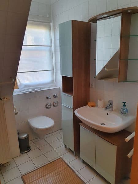 Pronájem bytu 2+1 41 m², Martingskirchstr 66-68, Frankfurt, Hessen Pronájem bytu 2+1 41 m², Martingskirchstr 66-68, Frankfurt, Hessen