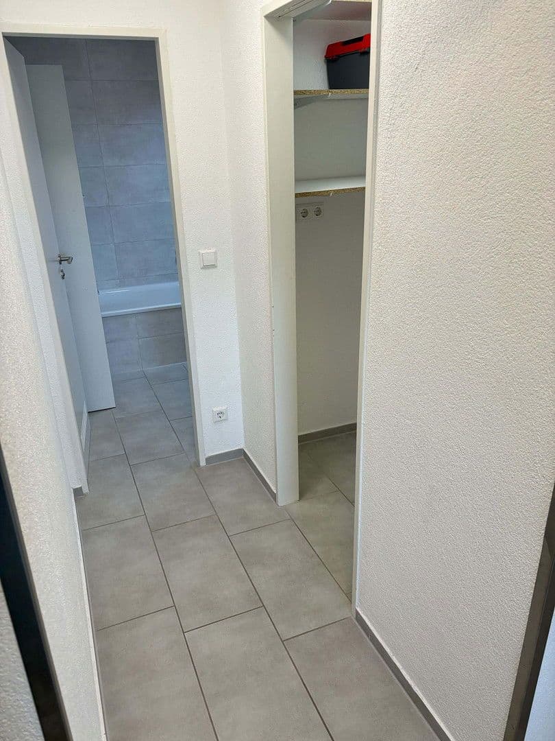 Pronájem bytu 2+1 57 m², Waiblingen, Bádensko-Württembersko Pronájem bytu 2+1 57 m², Waiblingen, Bádensko-Württembersko