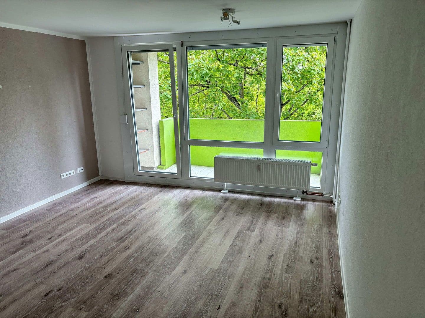 Pronájem bytu 2+1 57 m², Waiblingen, Bádensko-Württembersko Pronájem bytu 2+1 57 m², Waiblingen, Bádensko-Württembersko