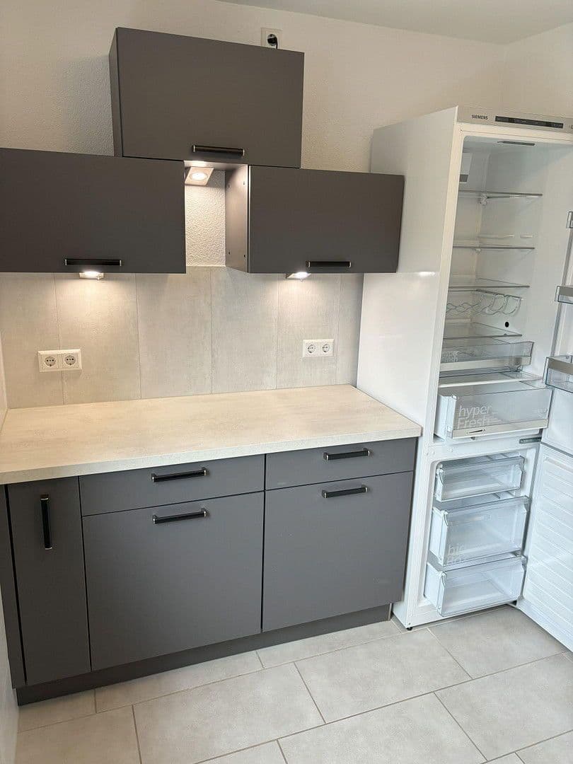 Pronájem bytu 2+1 57 m², Waiblingen, Bádensko-Württembersko Pronájem bytu 2+1 57 m², Waiblingen, Bádensko-Württembersko