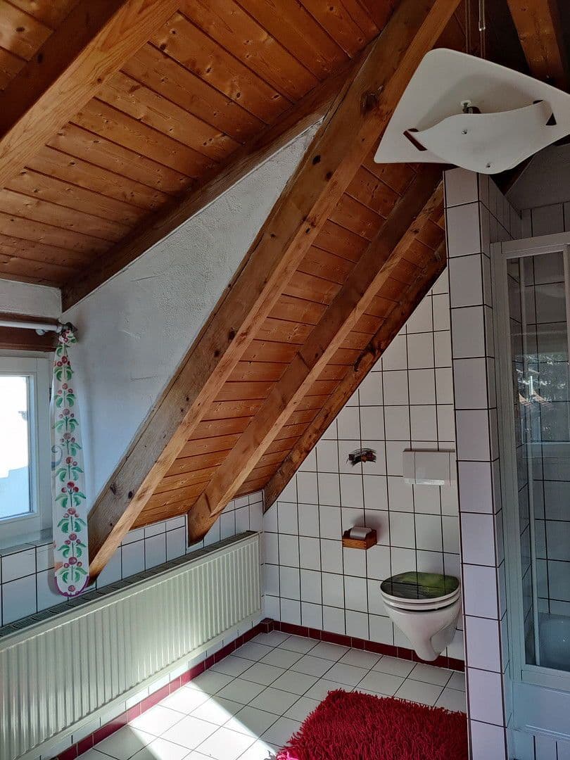 Pronájem bytu 4+1 160 m², Tübingen, Bádensko-Württembersko Pronájem bytu 4+1 160 m², Tübingen, Bádensko-Württembersko