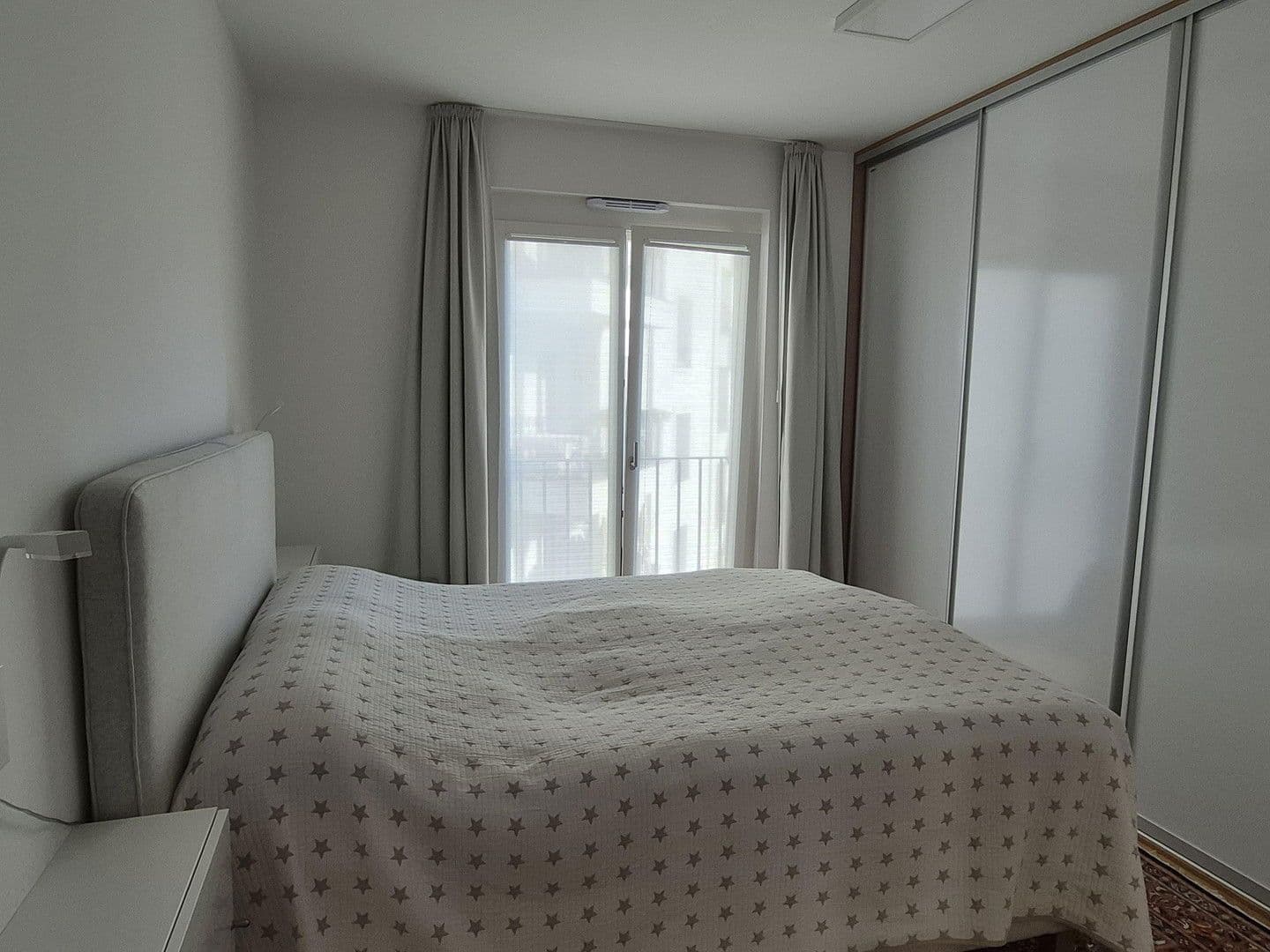 Prodej bytu 3+1 85 m², Berlin - Weissensee, Berlín Prodej bytu 3+1 85 m², Berlin - Weissensee, Berlín