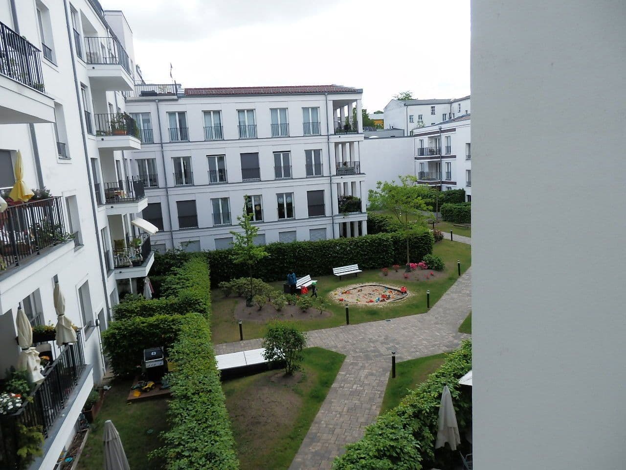 Prodej bytu 3+1 85 m², Berlin - Weissensee, Berlín Prodej bytu 3+1 85 m², Berlin - Weissensee, Berlín