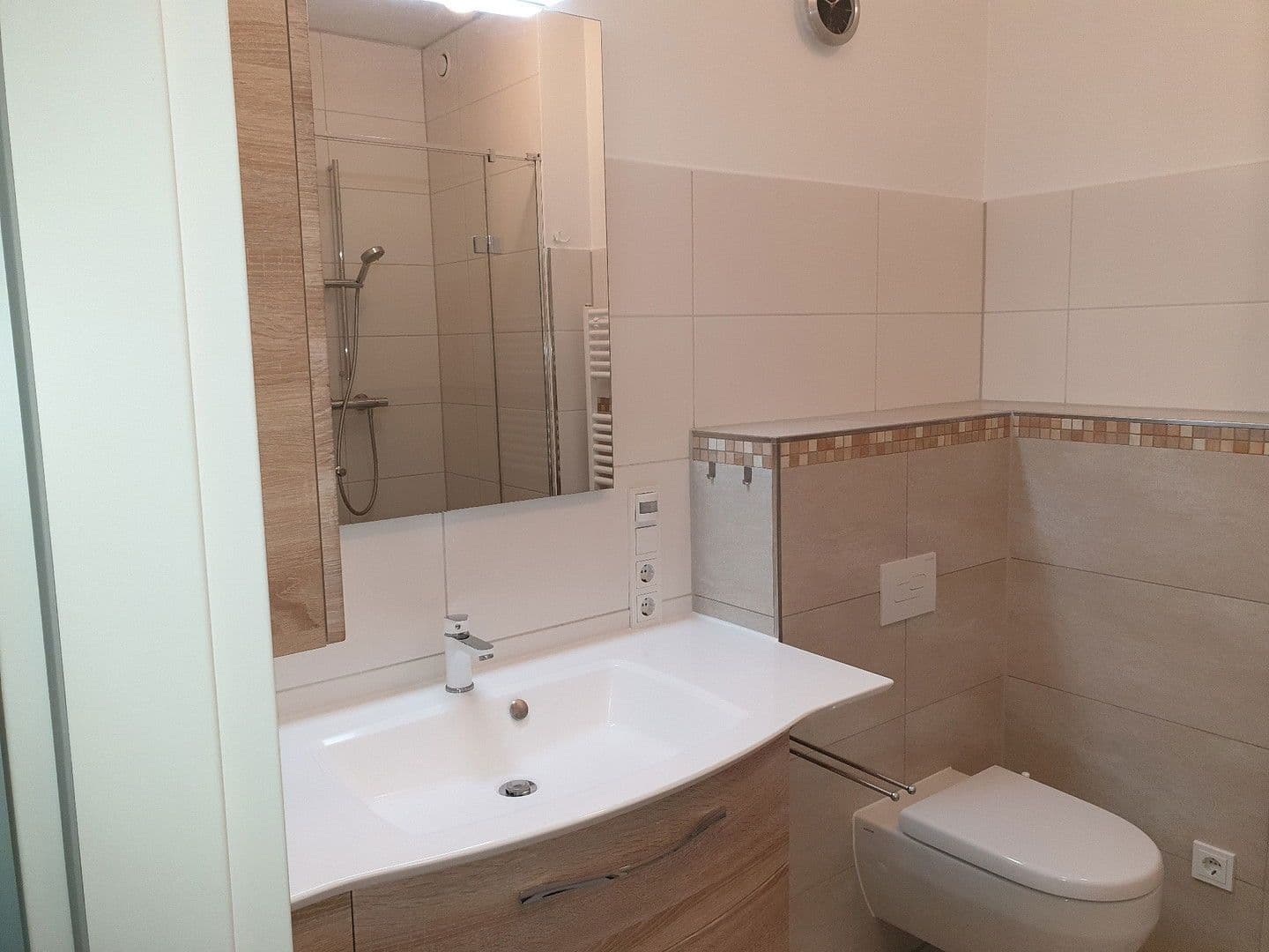 Prodej bytu 3+1 85 m², Berlin - Weissensee, Berlín Prodej bytu 3+1 85 m², Berlin - Weissensee, Berlín
