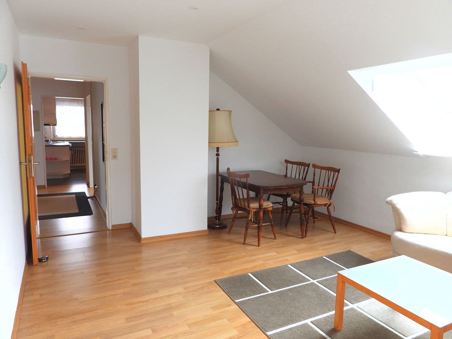 Pronájem bytu 3+1 70 m², Hofheim am Taunus, Hessen Pronájem bytu 3+1 70 m², Hofheim am Taunus, Hessen