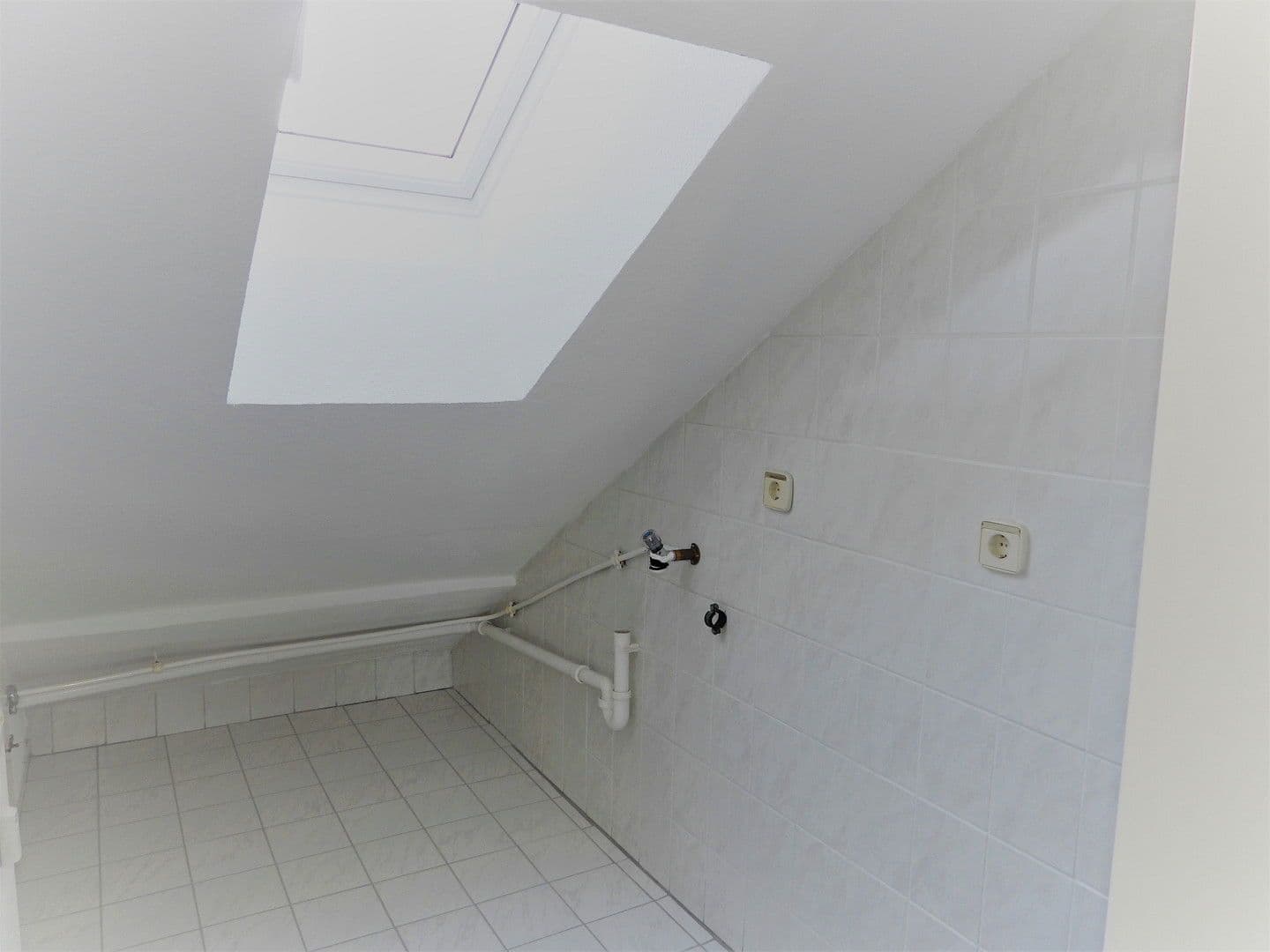 Pronájem bytu 3+1 70 m², Hofheim am Taunus, Hessen Pronájem bytu 3+1 70 m², Hofheim am Taunus, Hessen