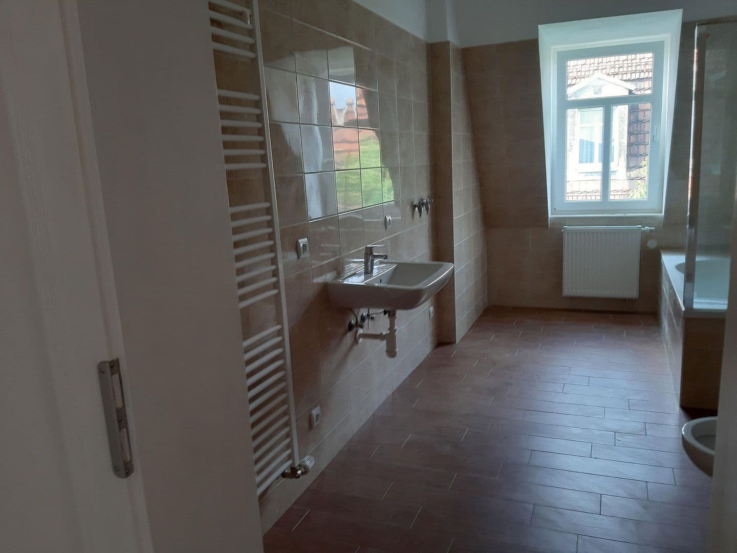 Pronájem bytu 4+1 104 m², Rabenauer Strasse 8, Dresden, Sasko Pronájem bytu 4+1 104 m², Rabenauer Strasse 8, Dresden, Sasko