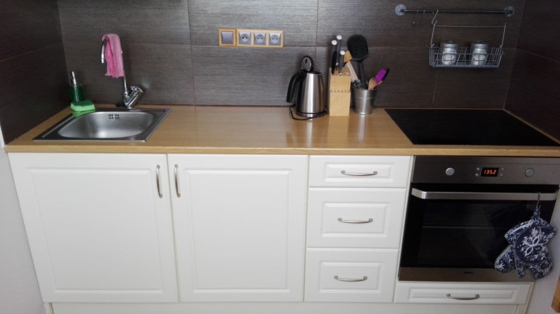 Pronájem bytu 1+1 35 m², Červenkova, Praha, Praha Pronájem bytu 1+1 35 m², Červenkova, Praha, Praha