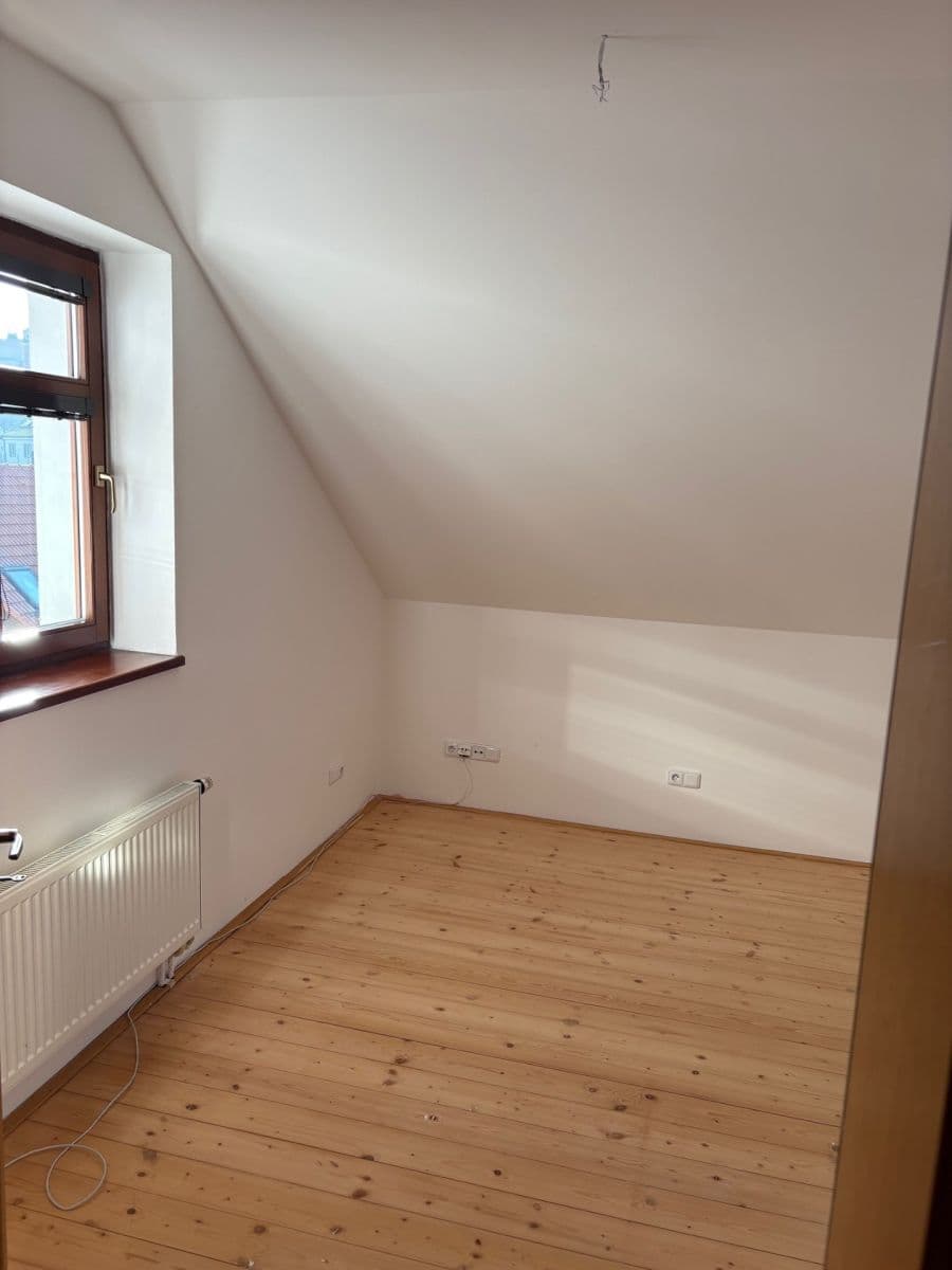 Pronájem bytu 3+kk 98 m², Havířská, Kladno, Středočeský kraj Pronájem bytu 3+kk 98 m², Havířská, Kladno, Středočeský kraj