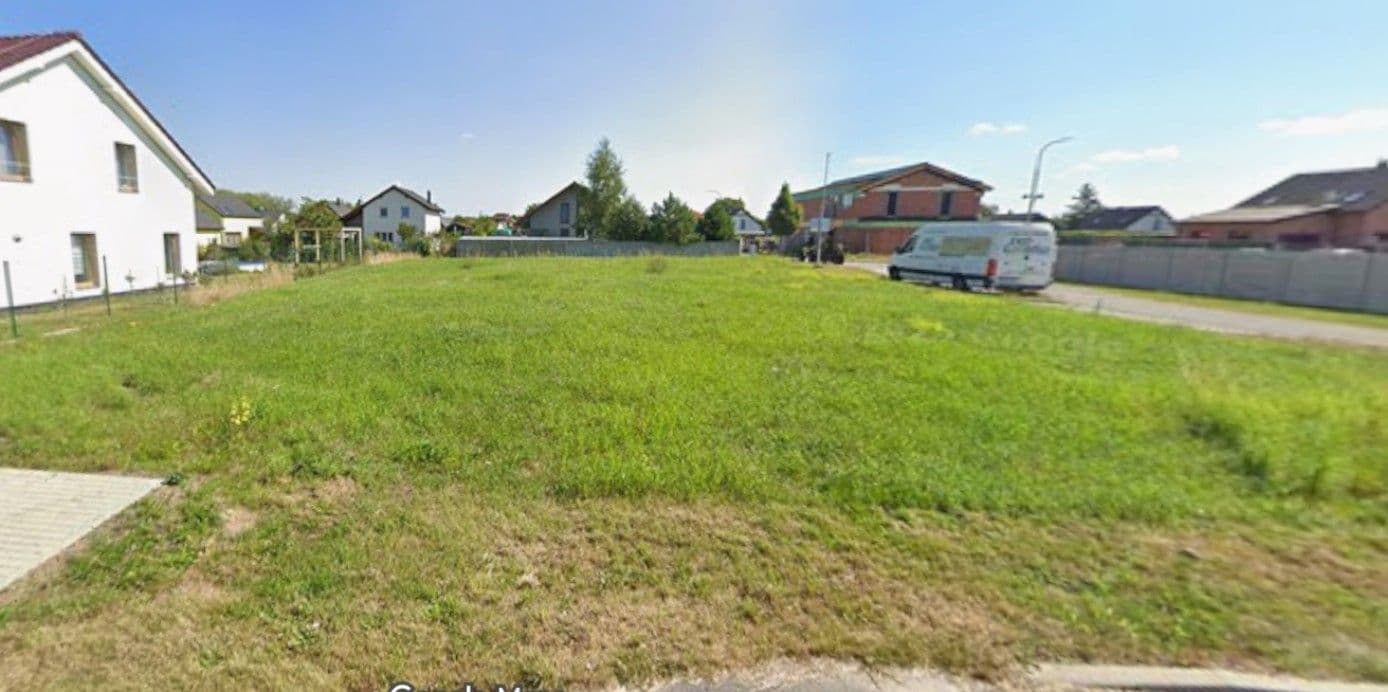 Prodej pozemku 925 m², Sány, Středočeský kraj Prodej pozemku 925 m², Sány, Středočeský kraj