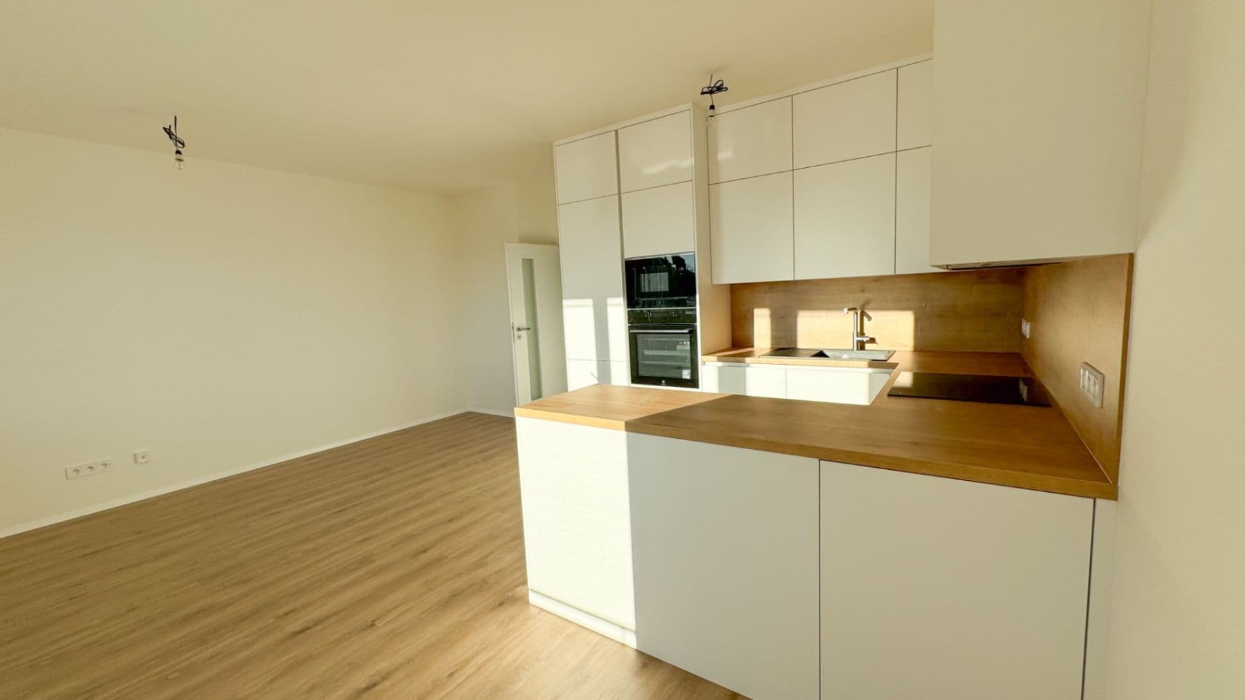 Pronájem bytu 3+kk 87 m², Nad Kolčavkou, Praha, Praha Pronájem bytu 3+kk 87 m², Nad Kolčavkou, Praha, Praha