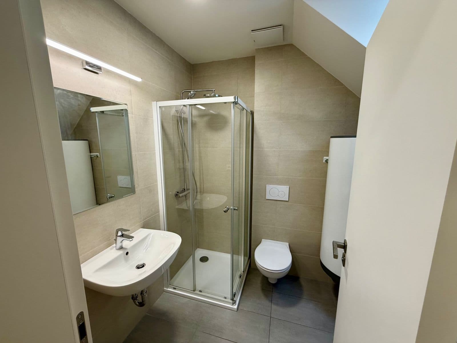 Pronájem bytu 1+kk 24 m², Pod Rybníkem, Praha, Praha Pronájem bytu 1+kk 24 m², Pod Rybníkem, Praha, Praha