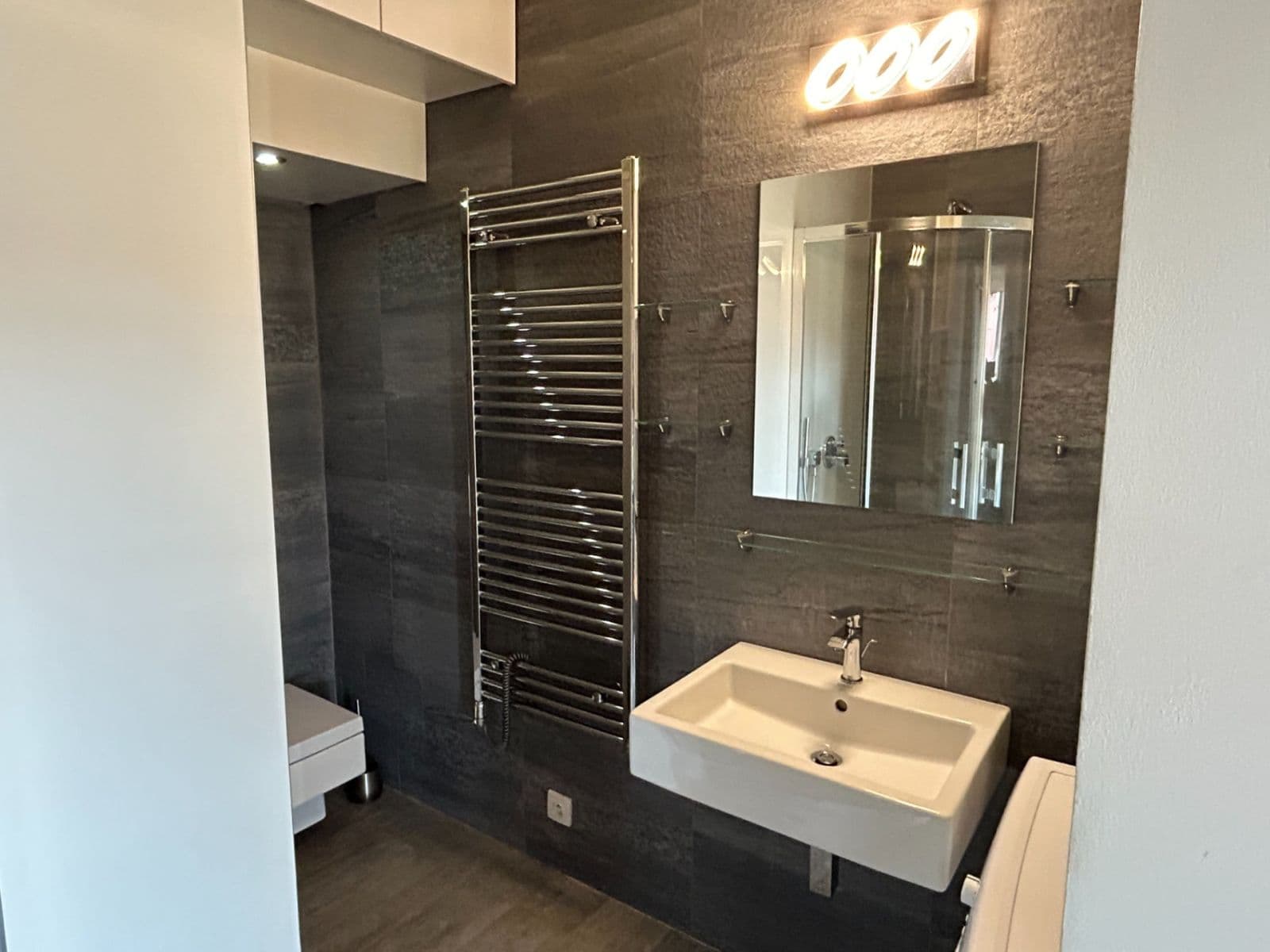 Pronájem bytu 1+kk 36 m², Radhošťská, Praha, Praha Pronájem bytu 1+kk 36 m², Radhošťská, Praha, Praha