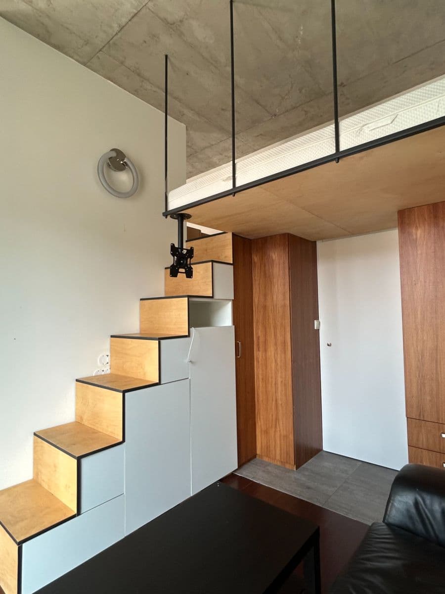 Pronájem bytu 1+kk 36 m², Radhošťská, Praha, Praha Pronájem bytu 1+kk 36 m², Radhošťská, Praha, Praha