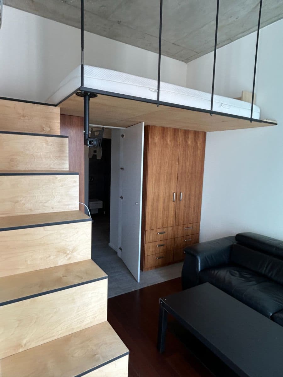 Pronájem bytu 1+kk 36 m², Radhošťská, Praha, Praha Pronájem bytu 1+kk 36 m², Radhošťská, Praha, Praha