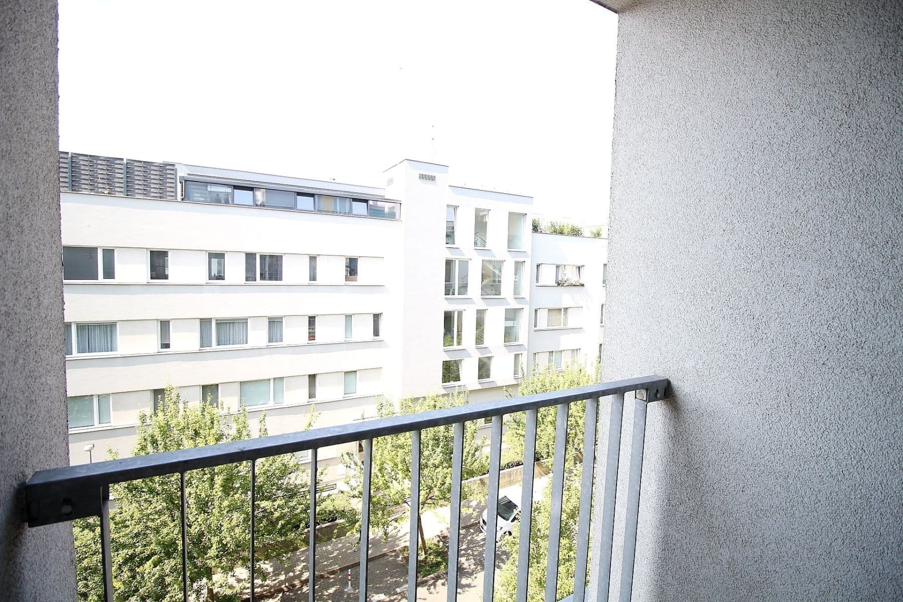 Pronájem bytu 1+kk 38 m², Zubrnická, Praha, Praha Pronájem bytu 1+kk 38 m², Zubrnická, Praha, Praha