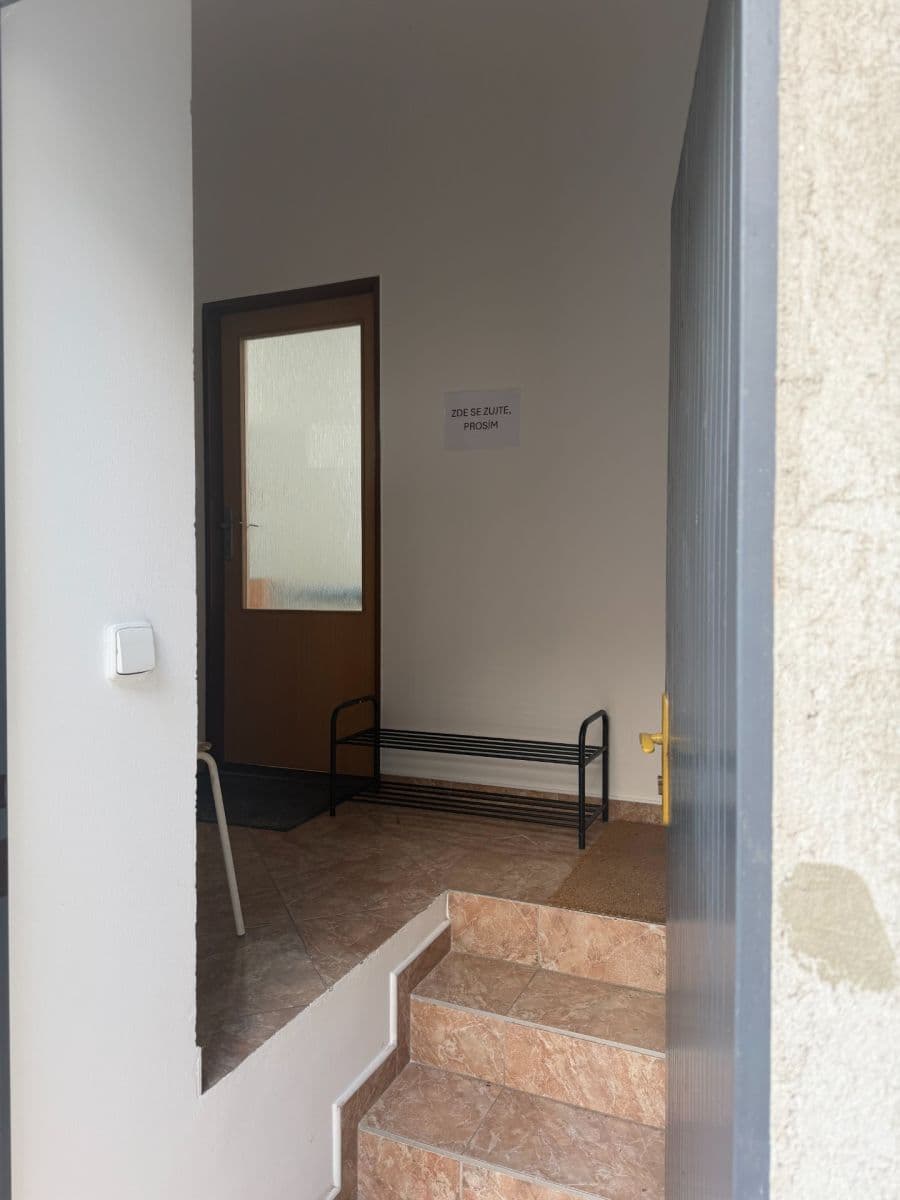 Pronájem nebytového prostoru 20 m², Legionářů, Praha, Praha Pronájem nebytového prostoru 20 m², Legionářů, Praha, Praha