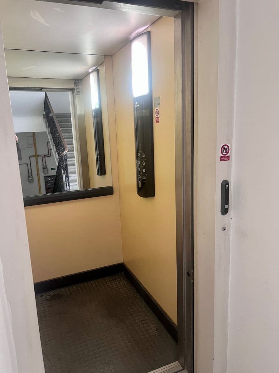 Prodej bytu 2+kk 47 m², Svornosti, Praha, Praha Prodej bytu 2+kk 47 m², Svornosti, Praha, Praha