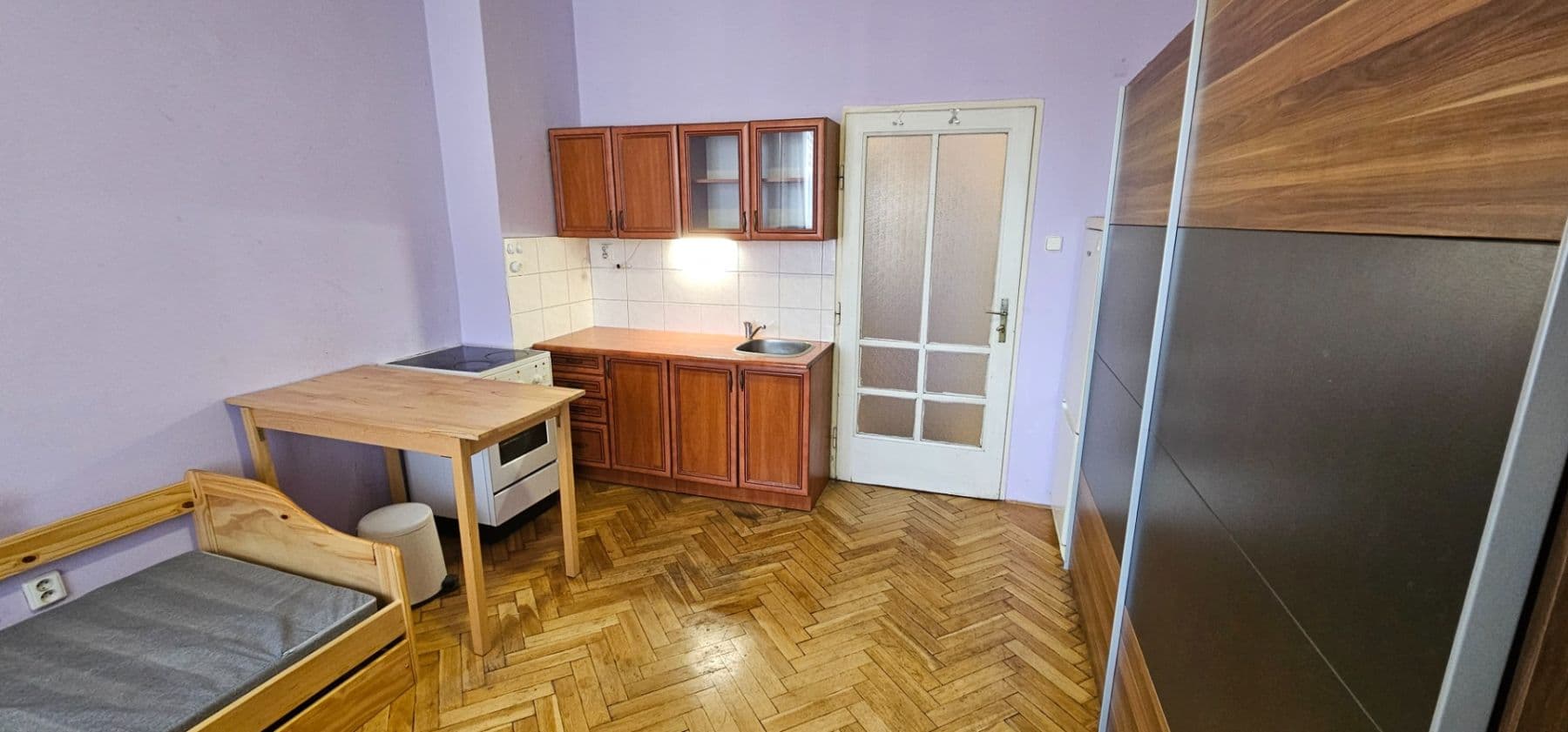 Pronájem bytu 1+kk 30 m², Jankovcova, Praha, Praha Pronájem bytu 1+kk 30 m², Jankovcova, Praha, Praha