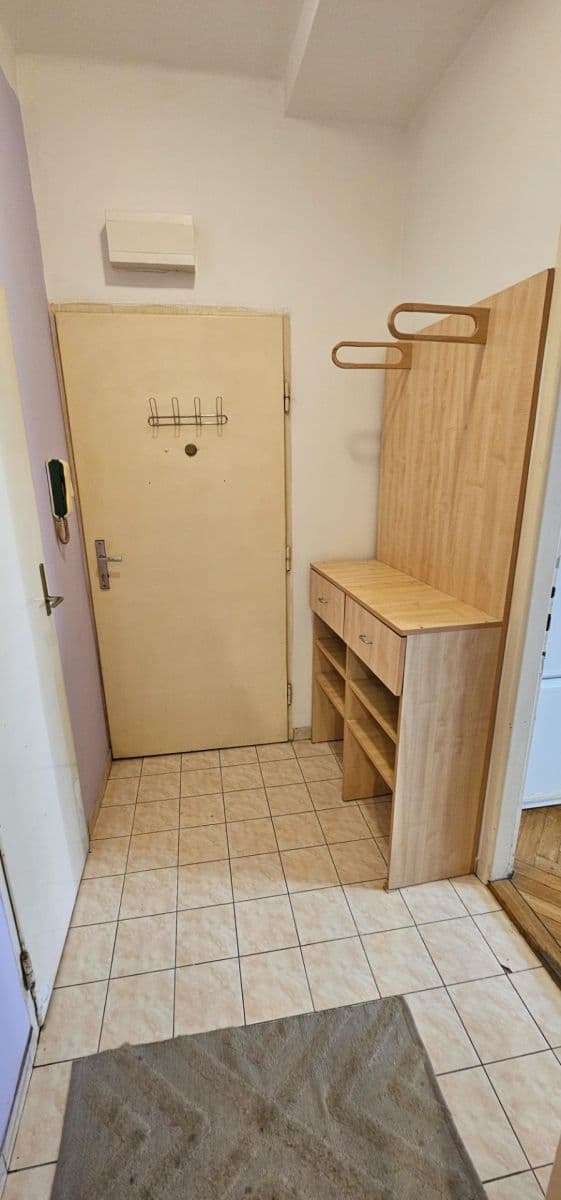 Pronájem bytu 1+kk 30 m², Jankovcova, Praha, Praha Pronájem bytu 1+kk 30 m², Jankovcova, Praha, Praha