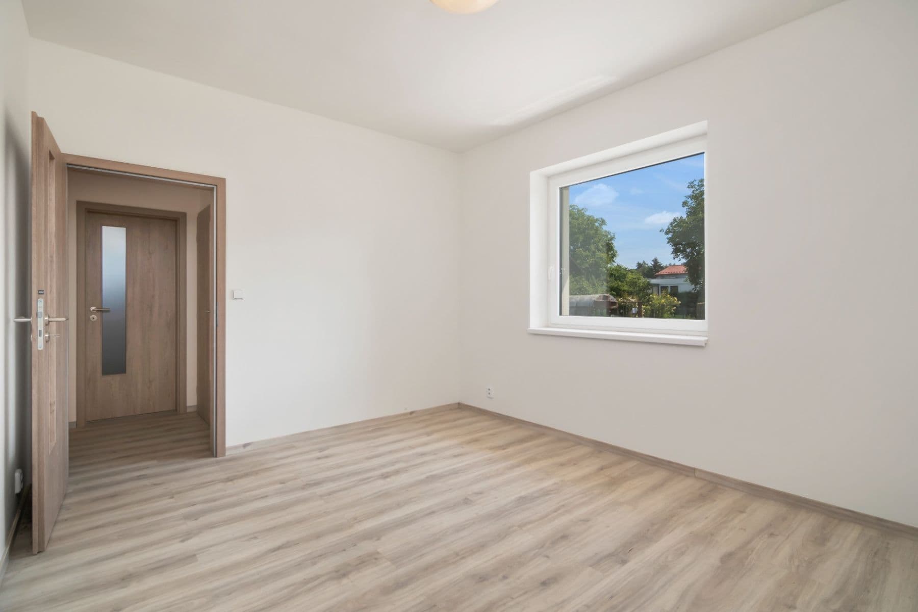 Prodej domu 117 m², pozemek 616 m², Sosnová, Mukařov, Středočeský kraj Prodej domu 117 m², pozemek 616 m², Sosnová, Mukařov, Středočeský kraj