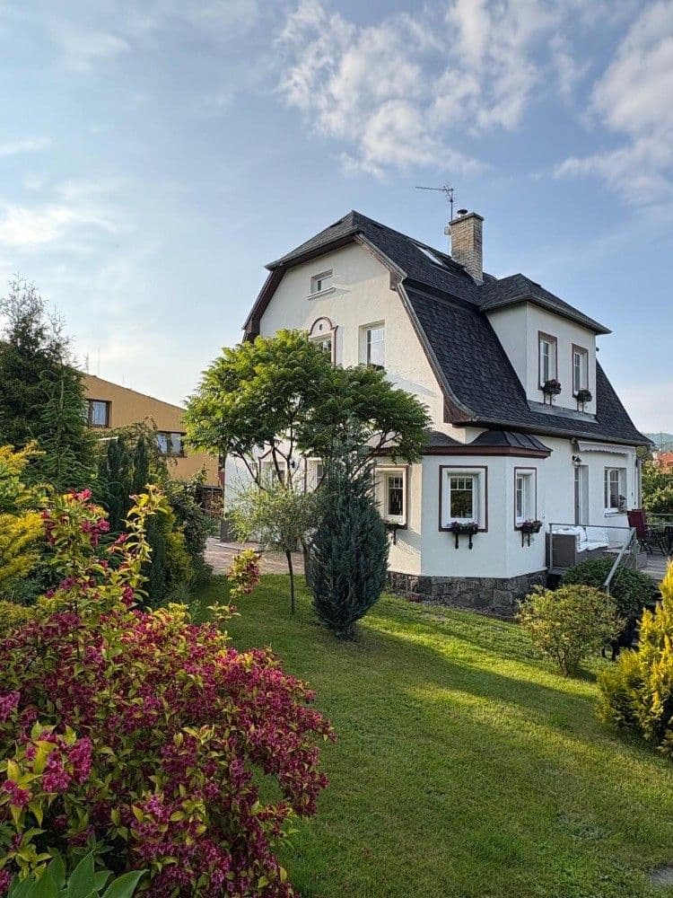 Prodej domu 143 m², pozemek 1.657 m², Na Výšině, Nový Bor, Liberecký kraj Prodej domu 143 m², pozemek 1.657 m², Na Výšině, Nový Bor, Liberecký kraj