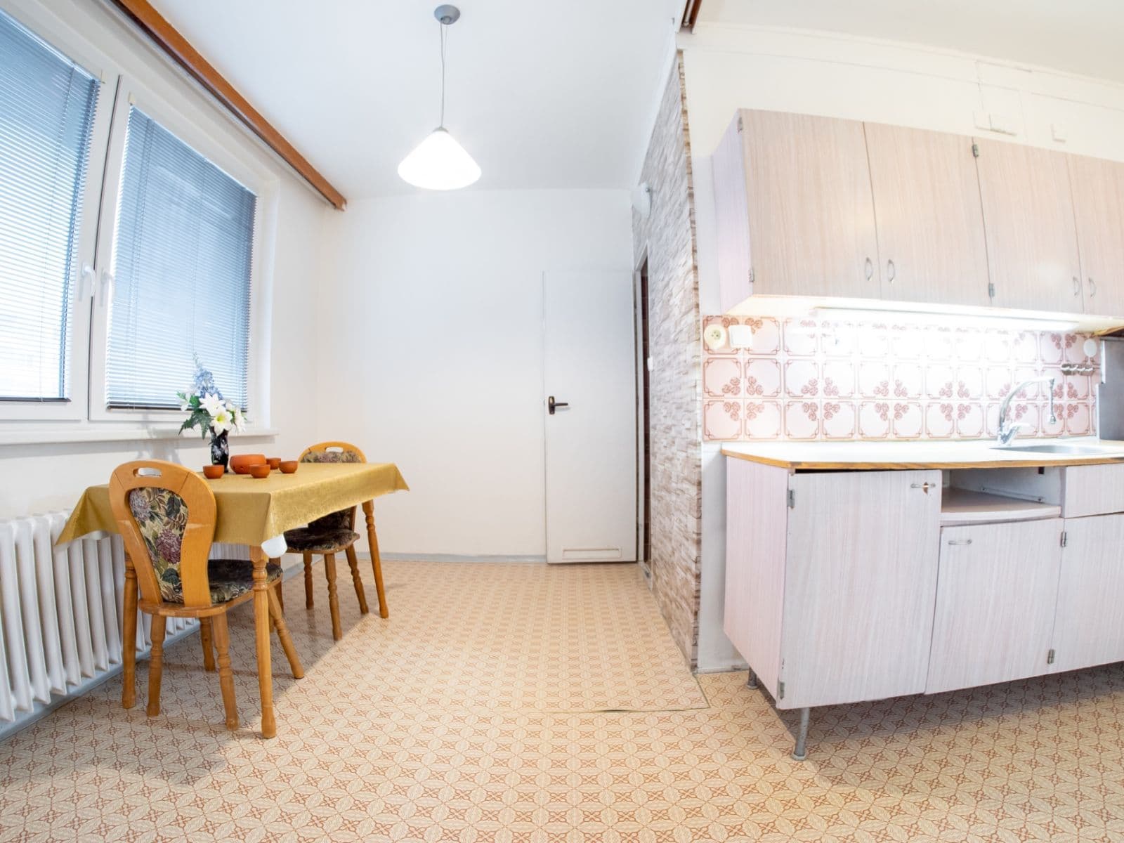 Prodej bytu 4+1 74 m², Slovácká, Břeclav, Jihomoravský kraj Prodej bytu 4+1 74 m², Slovácká, Břeclav, Jihomoravský kraj