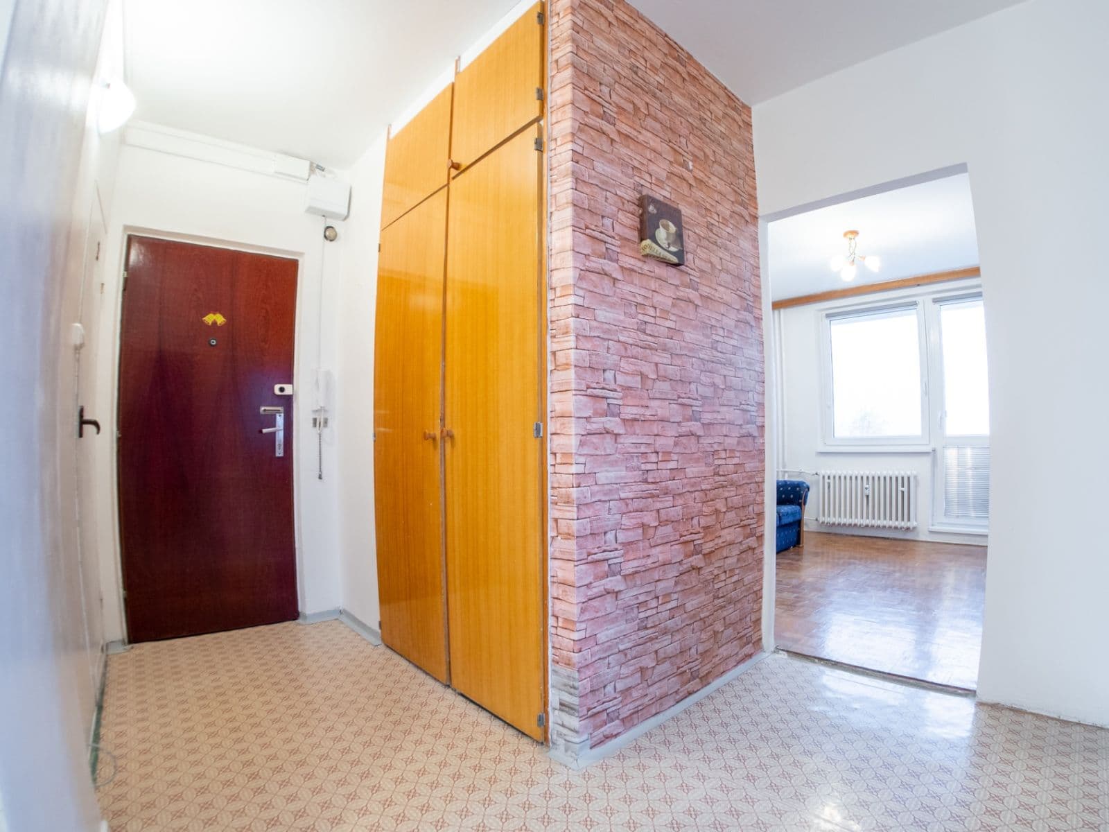 Prodej bytu 4+1 74 m², Slovácká, Břeclav, Jihomoravský kraj Prodej bytu 4+1 74 m², Slovácká, Břeclav, Jihomoravský kraj