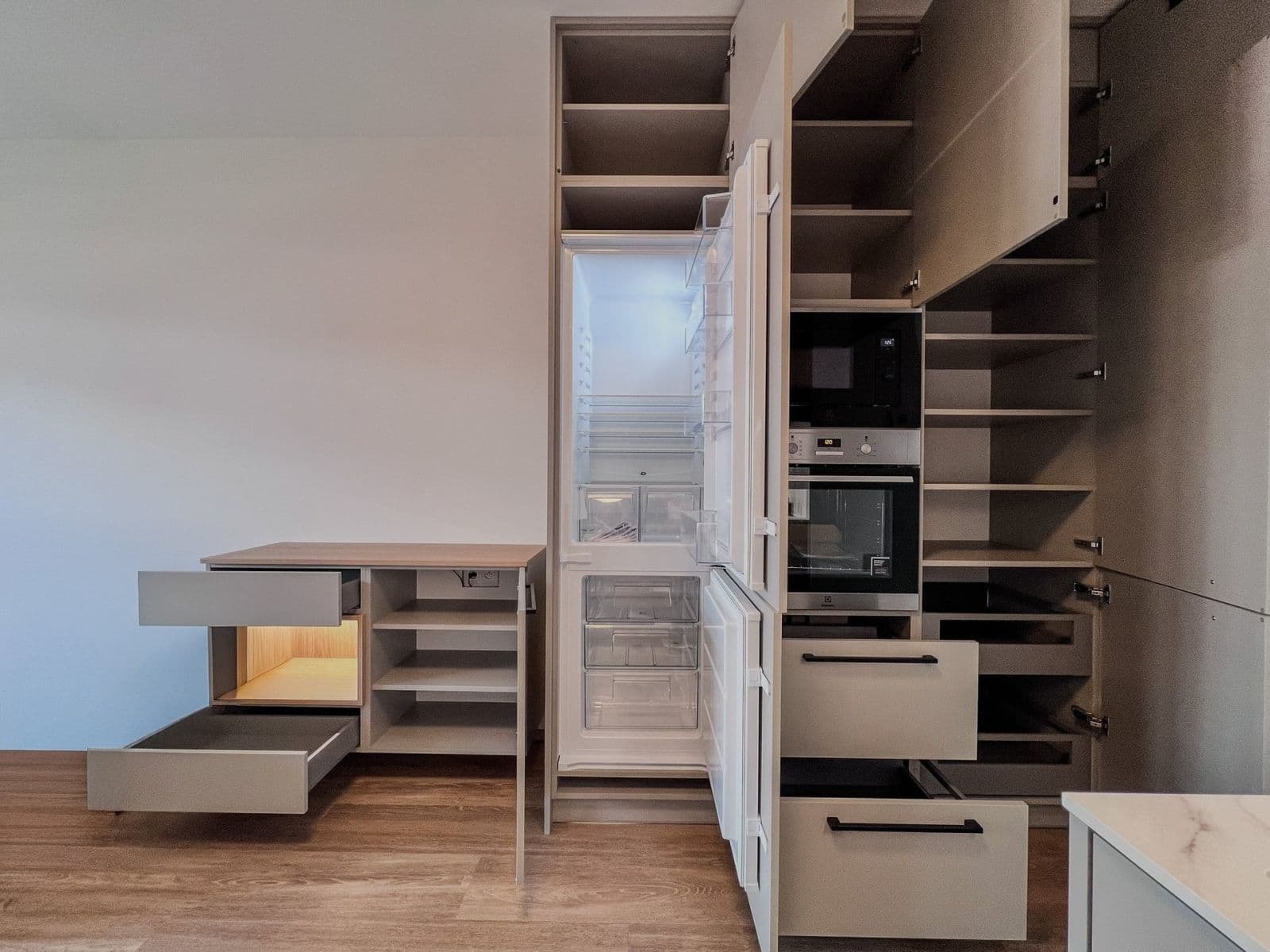 Pronájem bytu 1+kk 32 m², Poděbradská, Praha, Praha Pronájem bytu 1+kk 32 m², Poděbradská, Praha, Praha