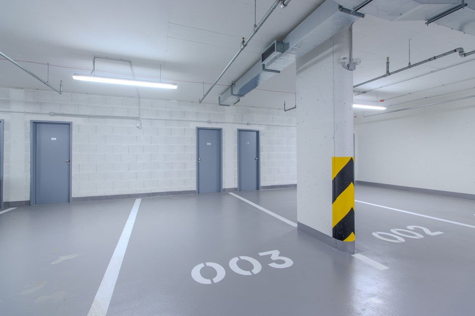 Pronájem garáže 15 m², Poděbradská, Praha, Praha Pronájem garáže 15 m², Poděbradská, Praha, Praha