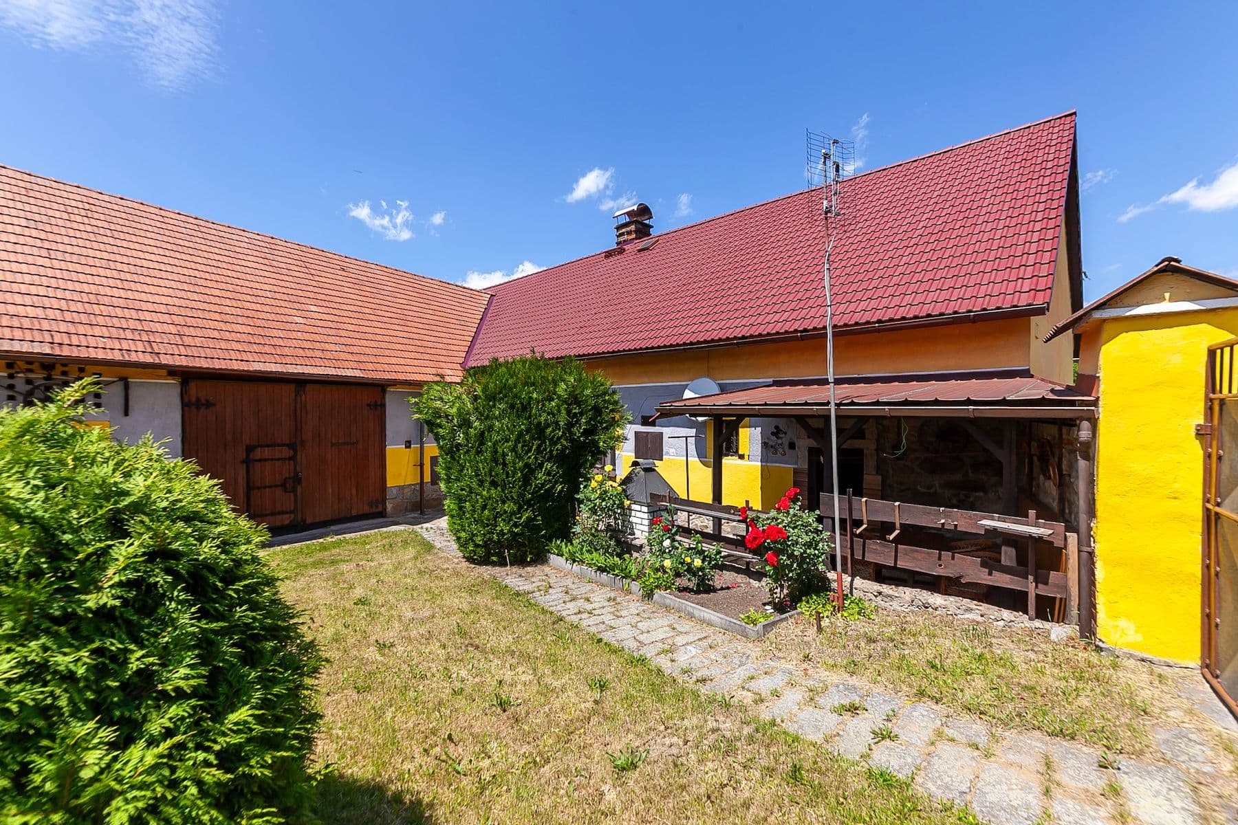 Prodej domu 150 m², pozemek 597 m², Kosova Hora, Středočeský kraj Prodej domu 150 m², pozemek 597 m², Kosova Hora, Středočeský kraj