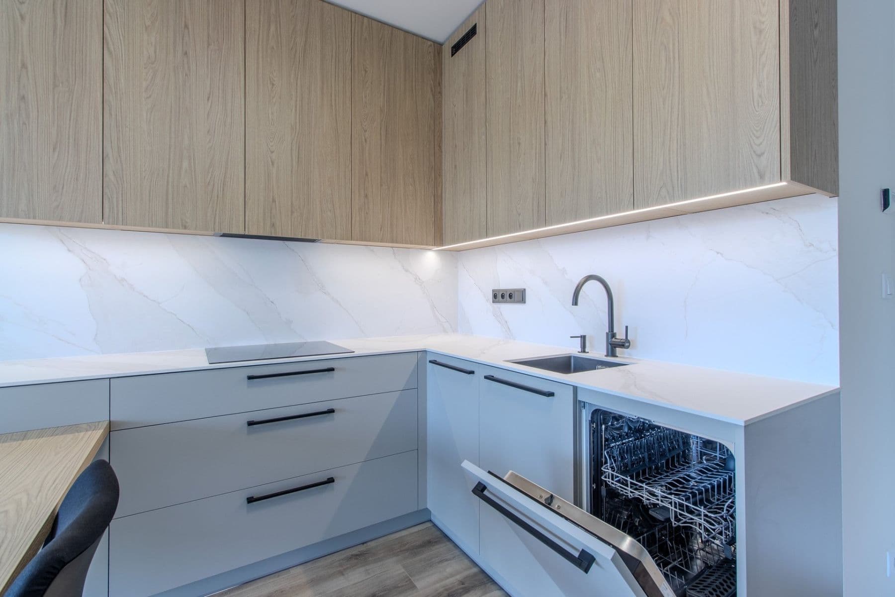 Pronájem bytu 1+kk 32 m², Poděbradská, Praha, Praha Pronájem bytu 1+kk 32 m², Poděbradská, Praha, Praha