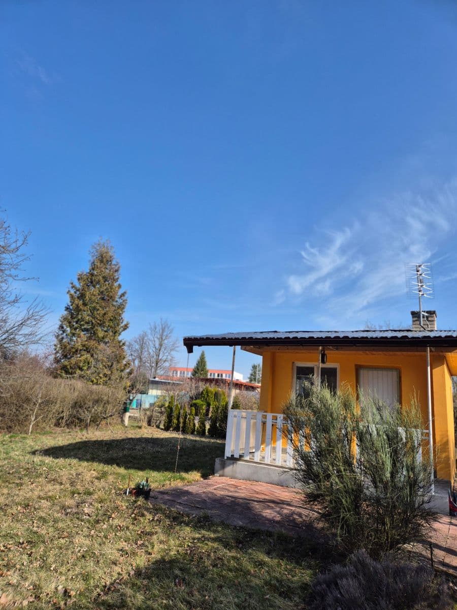 Prodej chaty, chalupy 18 m², pozemek 400 m², Průmyslová, Pardubice, Pardubický kraj Prodej chaty, chalupy 18 m², pozemek 400 m², Průmyslová, Pardubice, Pardubický kraj