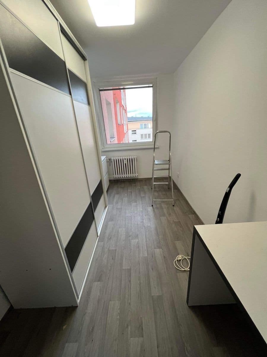 Pronájem bytu 4+1 76 m², Jiráskova, Bruntál, Moravskoslezský kraj Pronájem bytu 4+1 76 m², Jiráskova, Bruntál, Moravskoslezský kraj