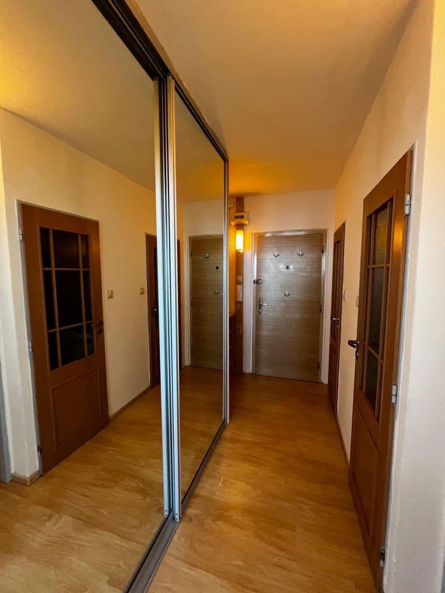 Pronájem bytu 2+kk 46 m², Milánská, Praha, Praha Pronájem bytu 2+kk 46 m², Milánská, Praha, Praha