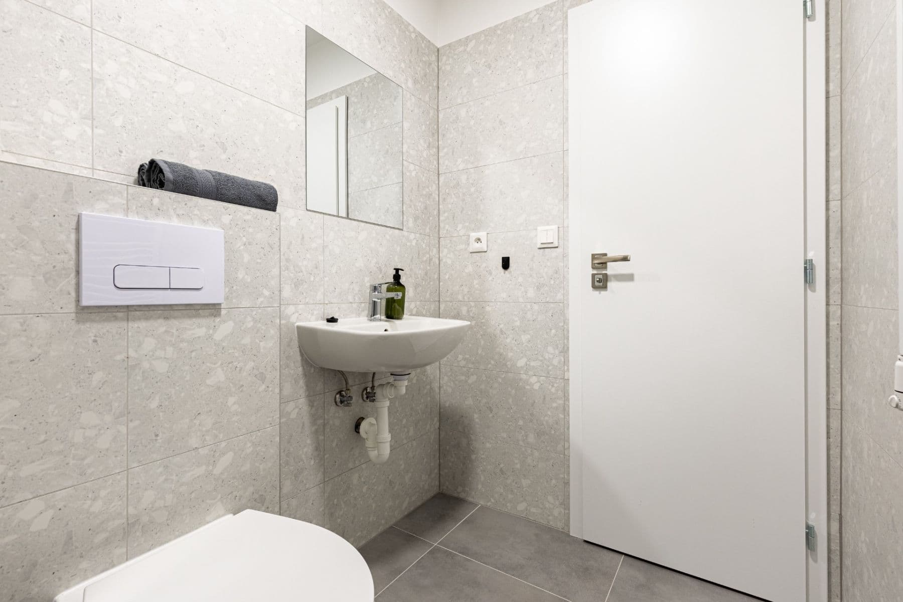 Pronájem bytu 2+1 42 m², Levická, Ružinov, Bratislavský kraj Pronájem bytu 2+1 42 m², Levická, Ružinov, Bratislavský kraj