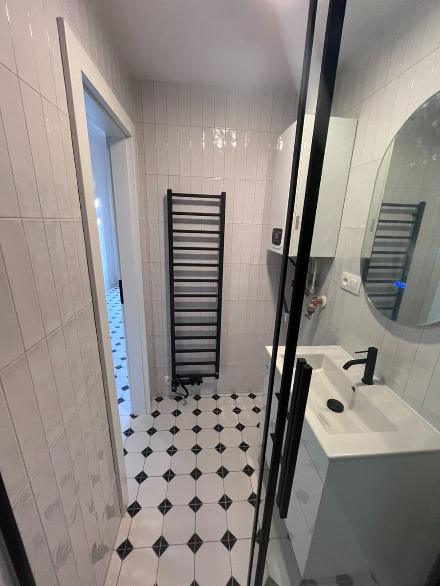 Pronájem bytu 2+1 74 m², Bělehradská, Praha, Praha Pronájem bytu 2+1 74 m², Bělehradská, Praha, Praha