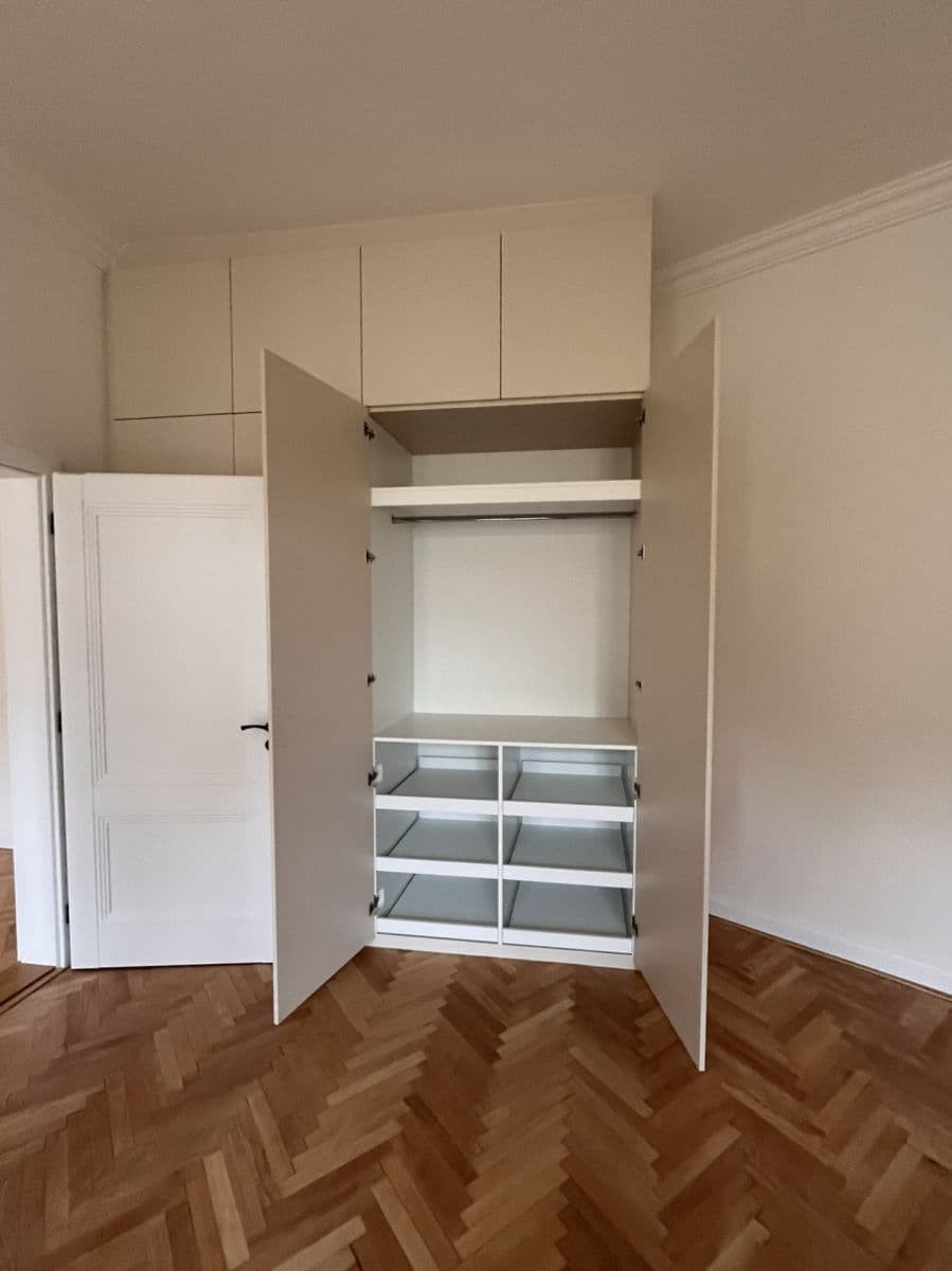Pronájem bytu 2+1 74 m², Bělehradská, Praha, Praha Pronájem bytu 2+1 74 m², Bělehradská, Praha, Praha