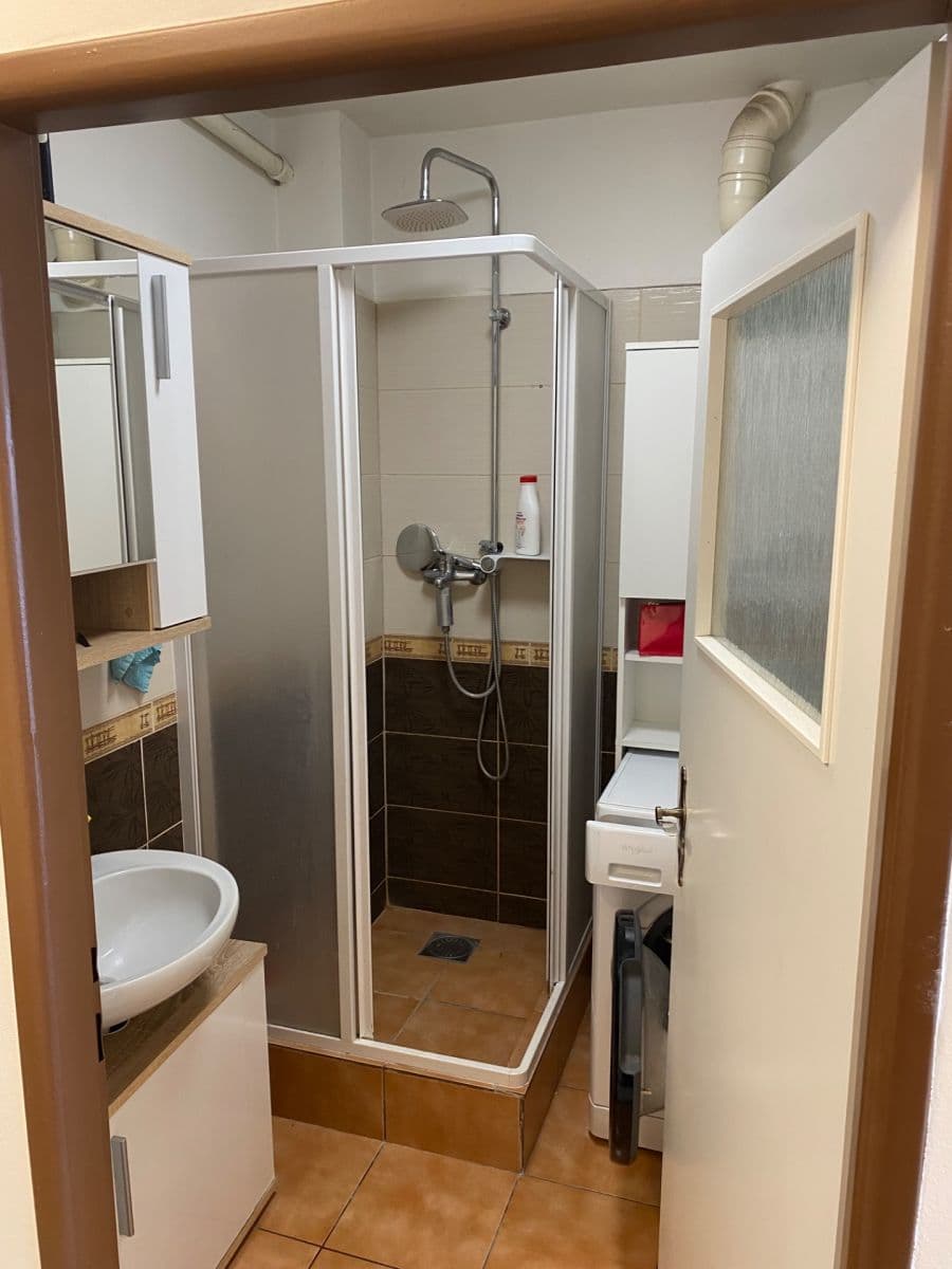 Prodej domu 180 m², pozemek 485 m², Kobylice, Královéhradecký kraj Prodej domu 180 m², pozemek 485 m², Kobylice, Královéhradecký kraj