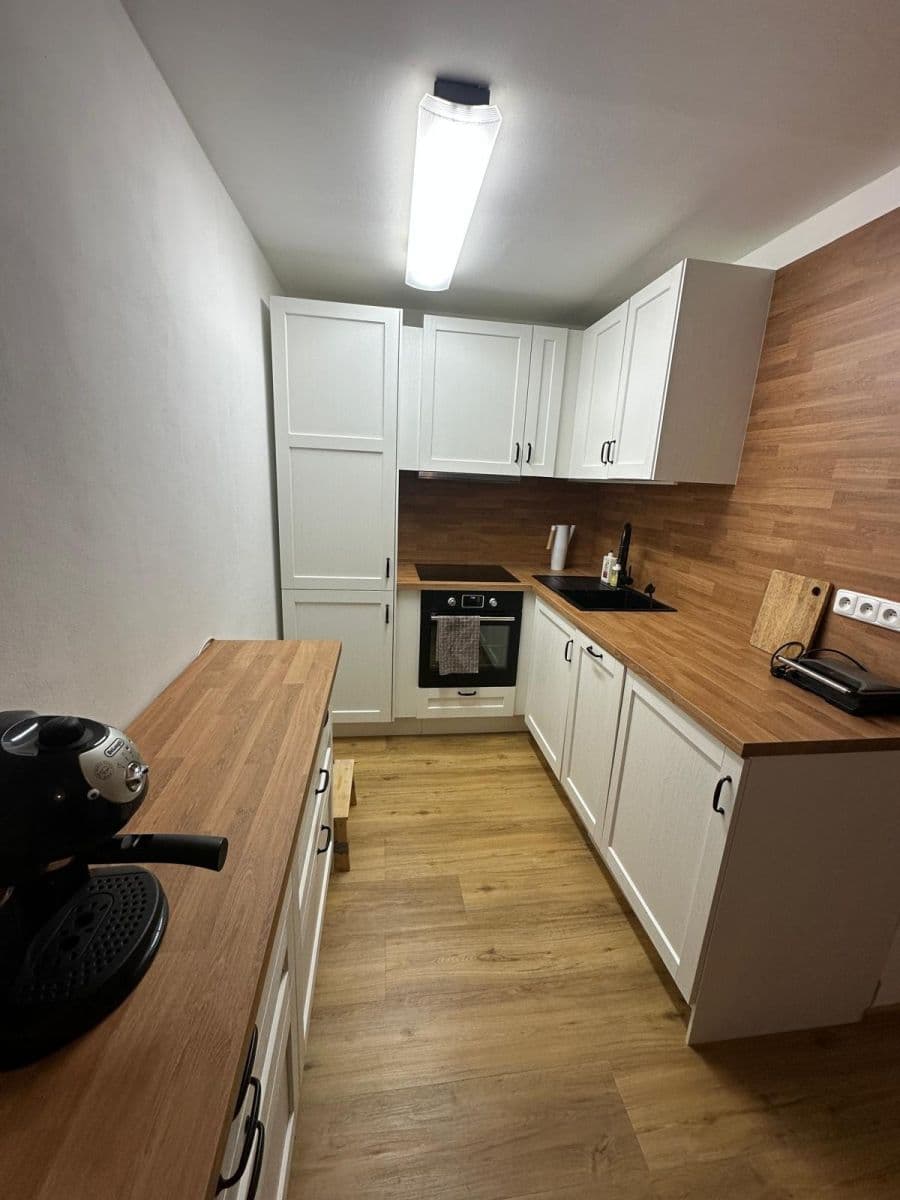 Pronájem bytu 2+kk 45 m², Hrdličkova, Praha, Praha Pronájem bytu 2+kk 45 m², Hrdličkova, Praha, Praha