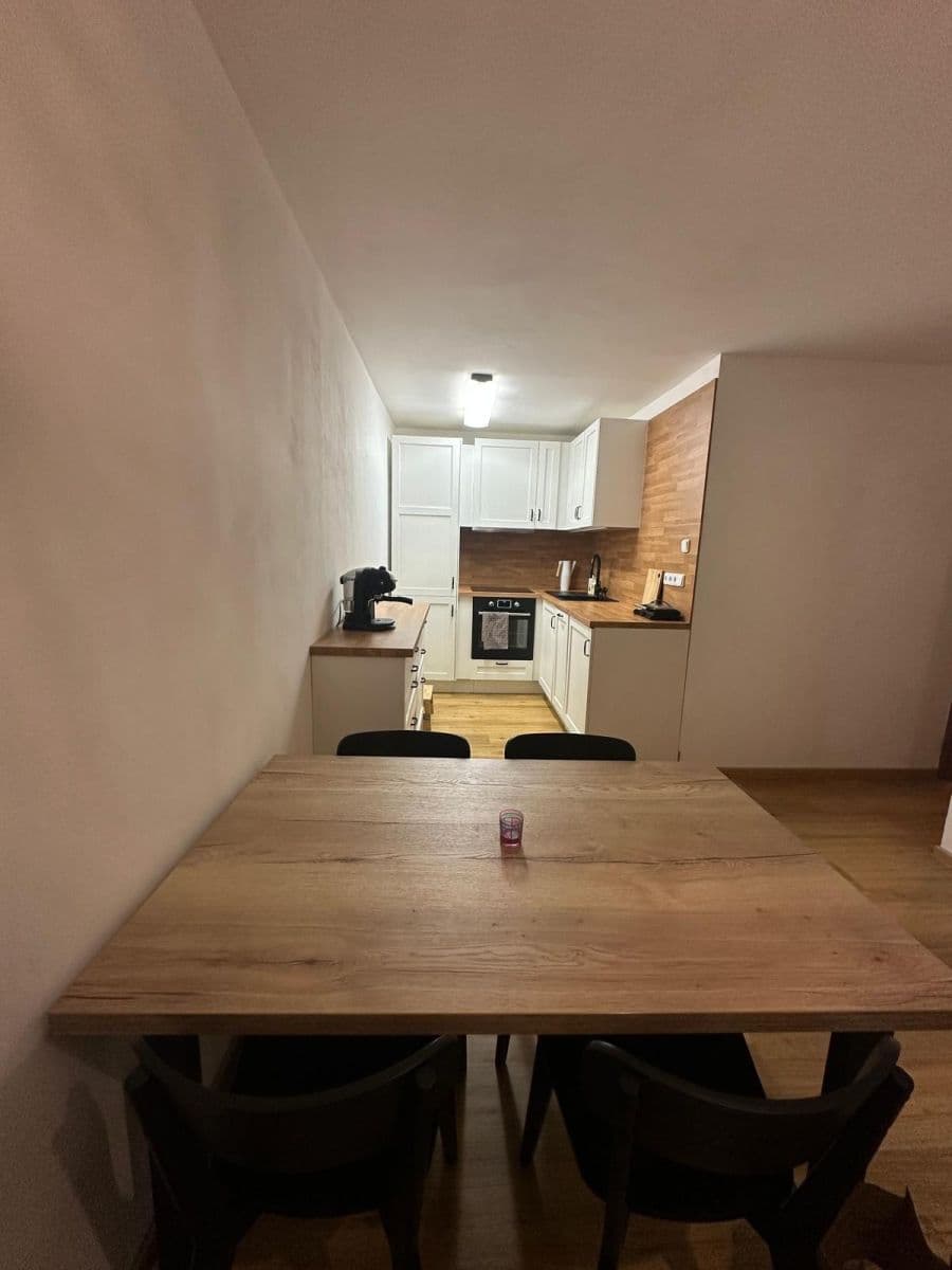 Pronájem bytu 2+kk 45 m², Hrdličkova, Praha, Praha Pronájem bytu 2+kk 45 m², Hrdličkova, Praha, Praha