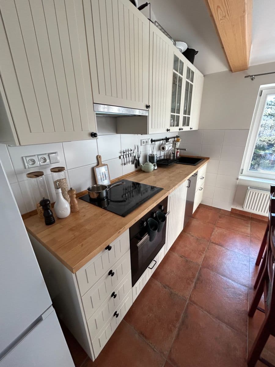 Pronájem bytu 3+kk 80 m², Okruhová, Praha, Praha Pronájem bytu 3+kk 80 m², Okruhová, Praha, Praha