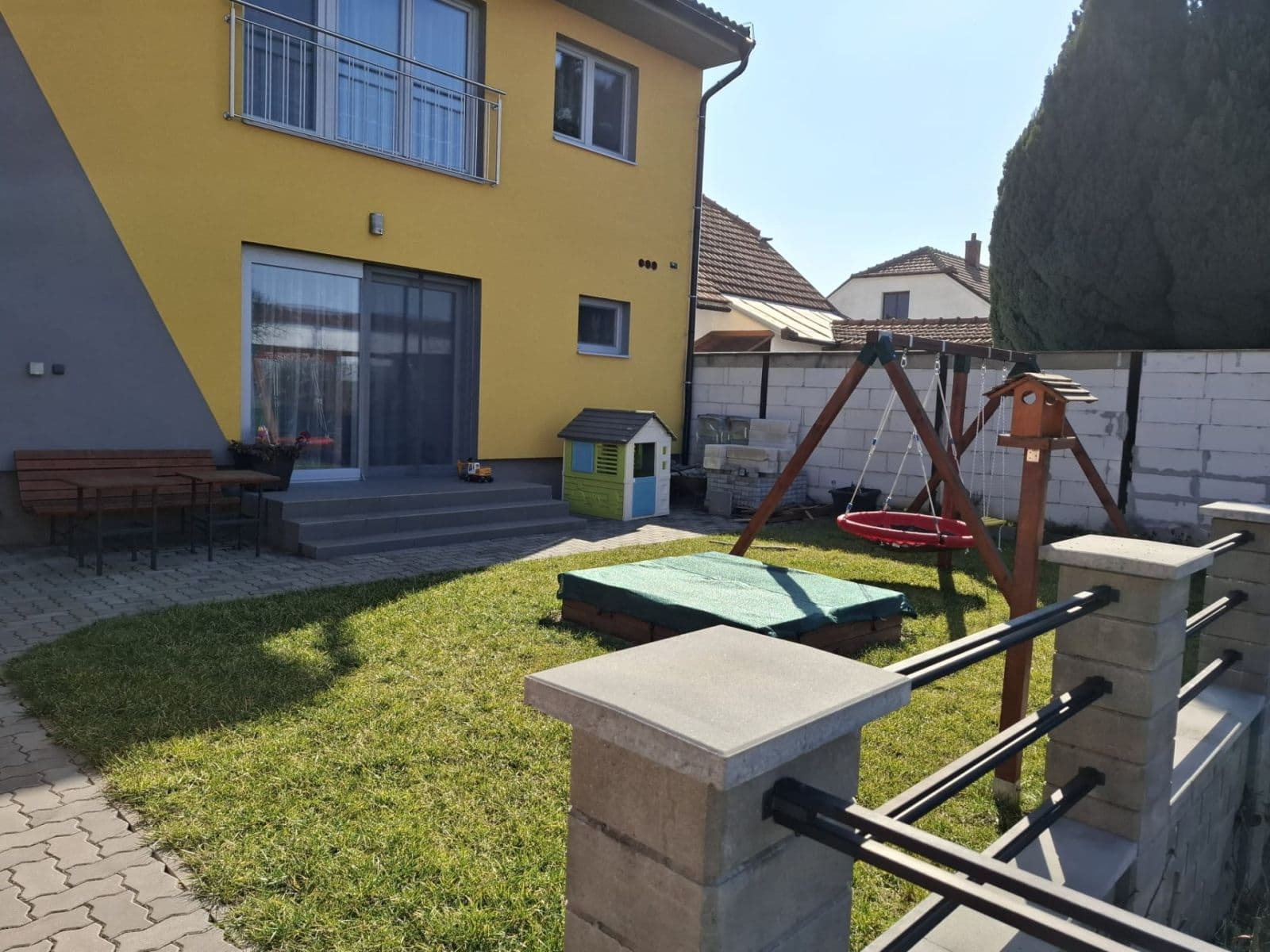 Prodej domu 191 m², pozemek 776 m², Čsl. armády, Holasice, Jihomoravský kraj Prodej domu 191 m², pozemek 776 m², Čsl. armády, Holasice, Jihomoravský kraj