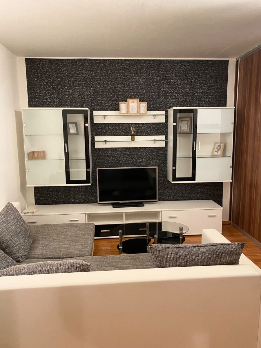 Pronájem bytu 2+1 44 m², Drobného, Dúbravka, Bratislavský kraj Pronájem bytu 2+1 44 m², Drobného, Dúbravka, Bratislavský kraj