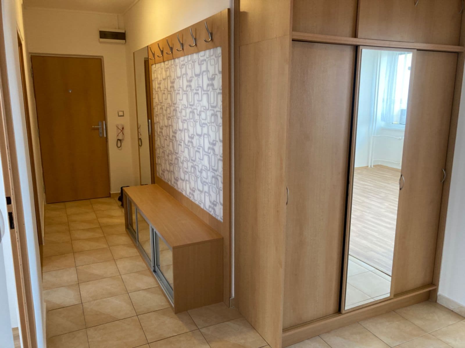 Pronájem bytu 3+1 78 m², Fryčovická, Praha, Praha Pronájem bytu 3+1 78 m², Fryčovická, Praha, Praha