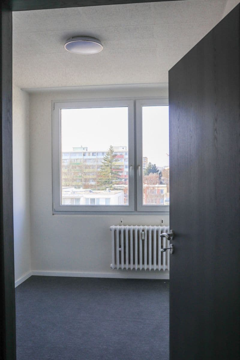 Prodej bytu 3+1 61 m², Veltruská, Praha, Praha Prodej bytu 3+1 61 m², Veltruská, Praha, Praha