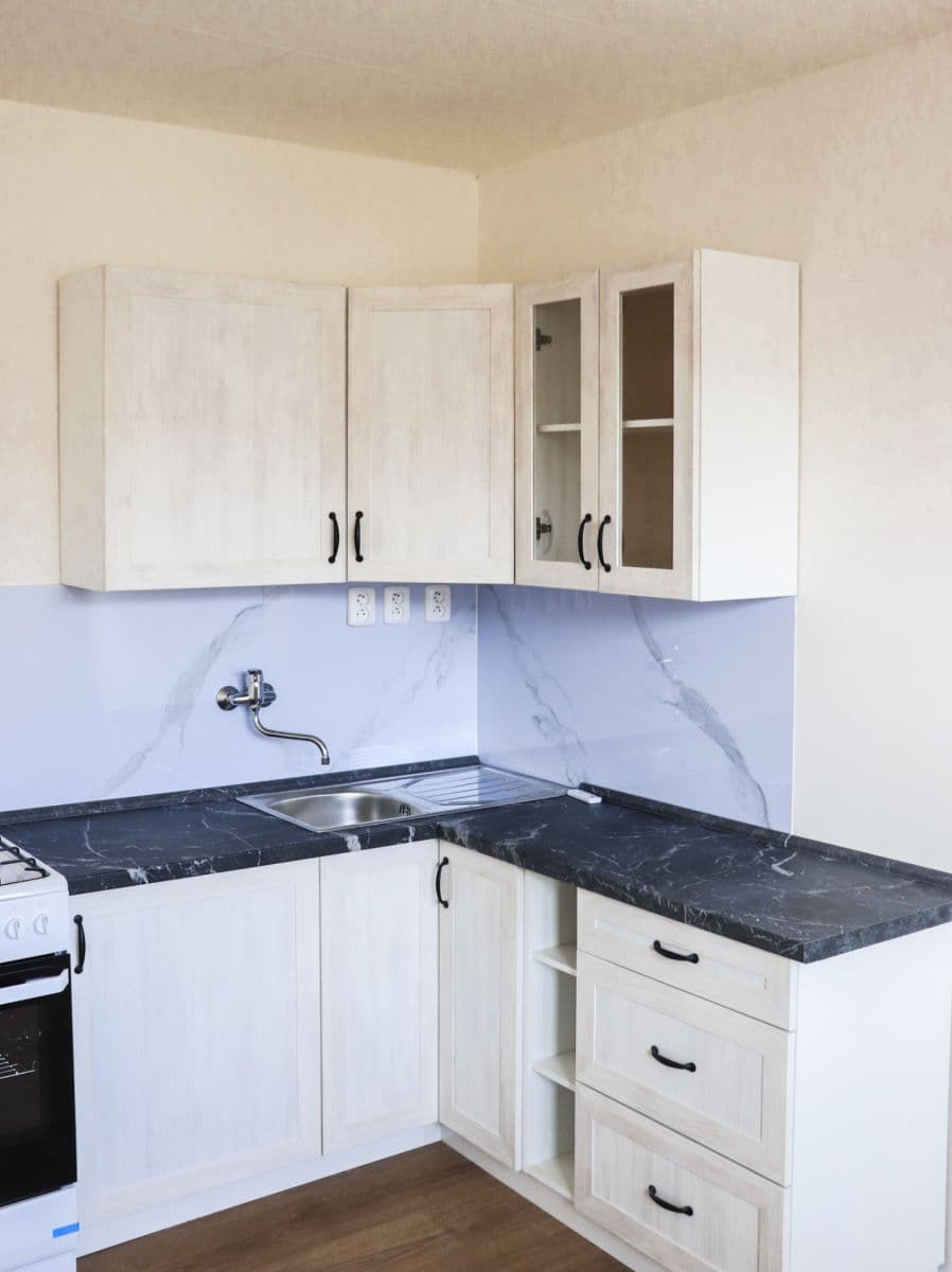 Prodej bytu 3+1 61 m², Veltruská, Praha, Praha Prodej bytu 3+1 61 m², Veltruská, Praha, Praha