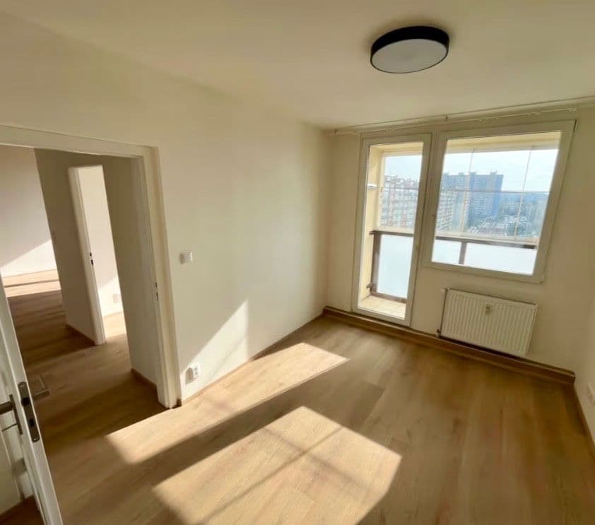 Pronájem bytu 3+1 55 m², Lodžská, Praha, Praha Pronájem bytu 3+1 55 m², Lodžská, Praha, Praha