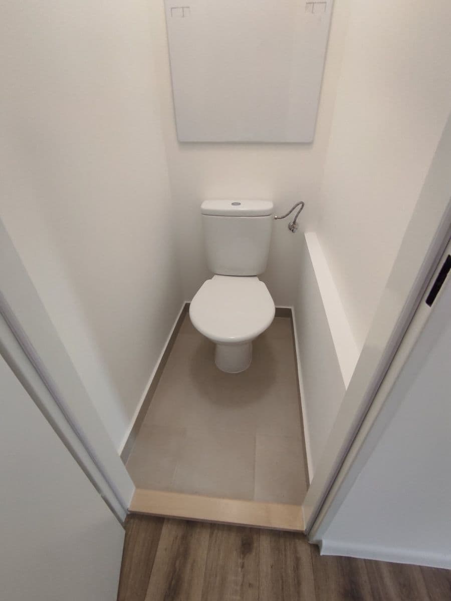 Pronájem bytu 3+1 54 m², Masarykova třída, Orlová, Moravskoslezský kraj Pronájem bytu 3+1 54 m², Masarykova třída, Orlová, Moravskoslezský kraj