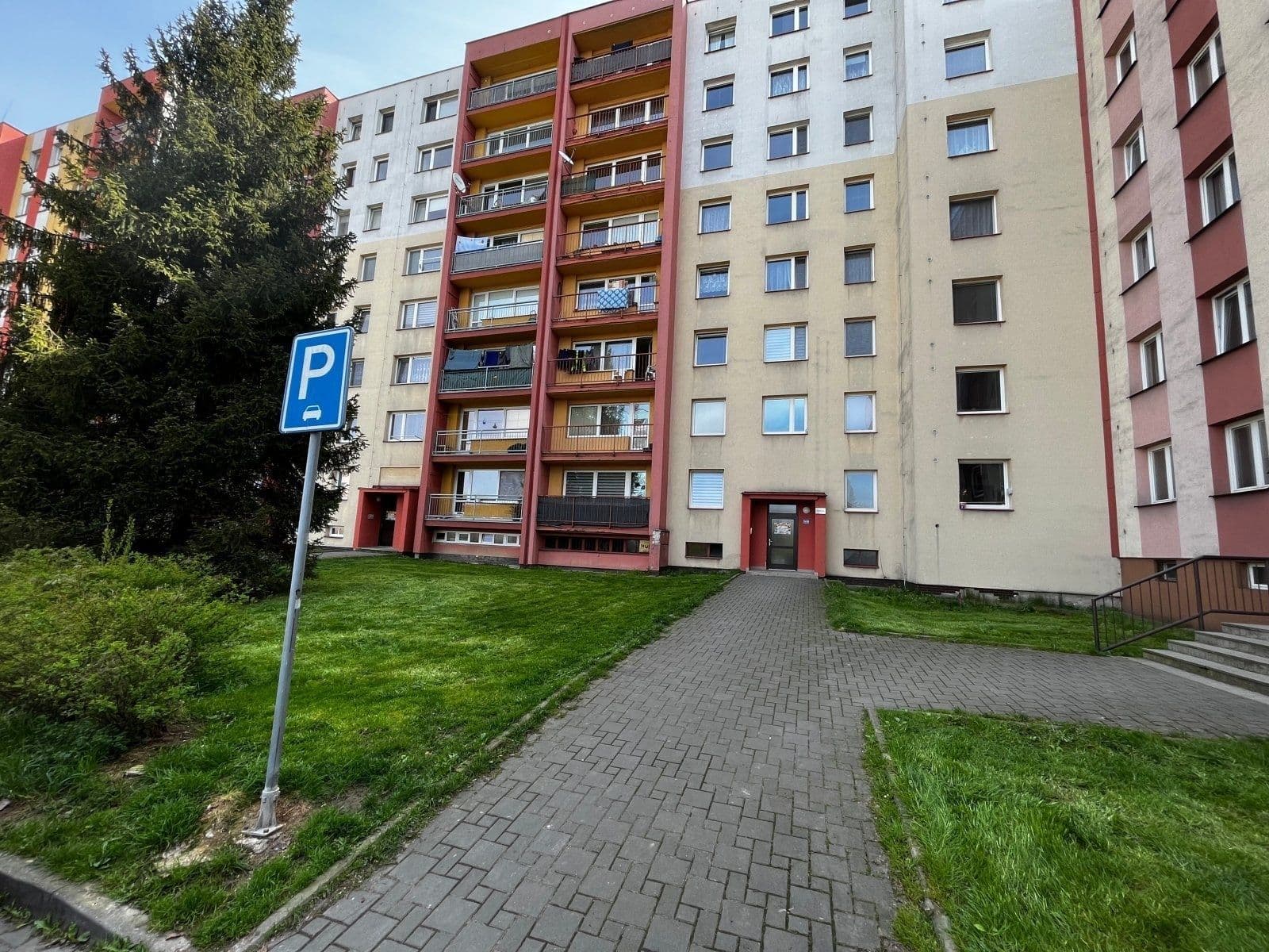 Pronájem bytu 3+1 72 m², Ke Studánce, Orlová, Moravskoslezský kraj Pronájem bytu 3+1 72 m², Ke Studánce, Orlová, Moravskoslezský kraj